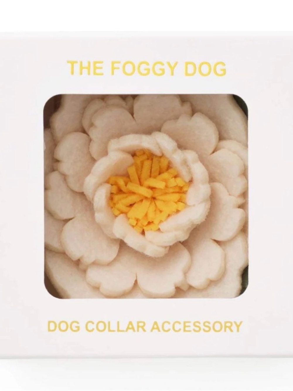 The Foggy Dog Ivory Peony Collar Flower with Yellow Center